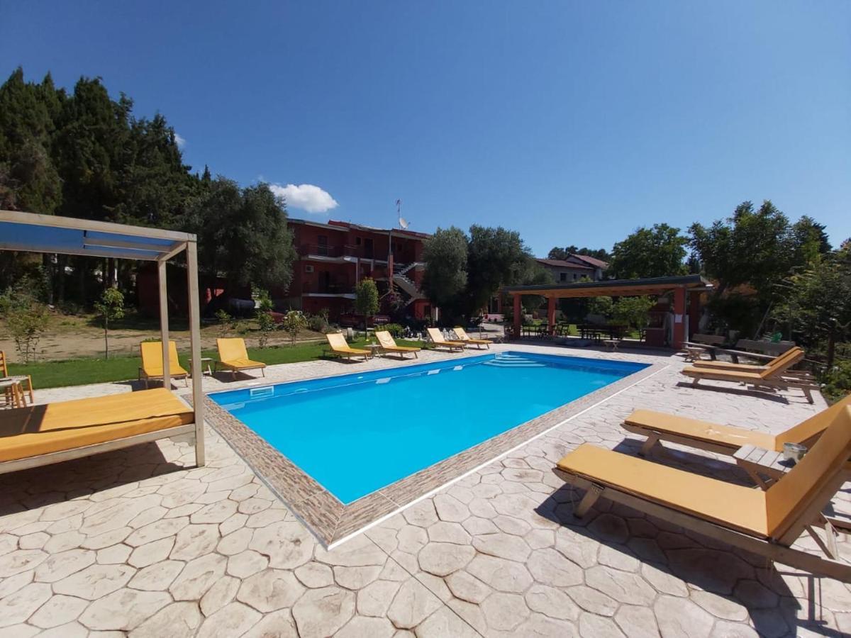 Ilias Apartments Ипсос Экстерьер фото